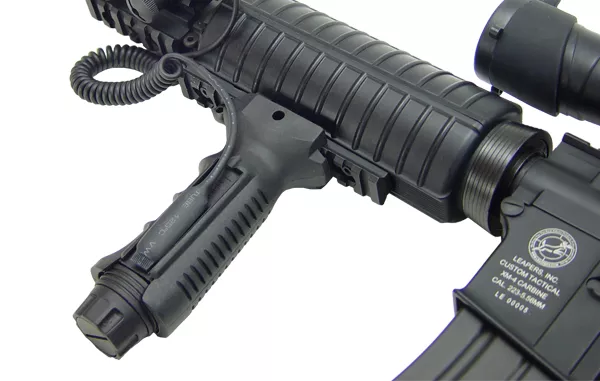 UTG Ergonomic Ambidextrous Vertical Foregrip, Black